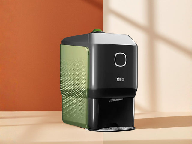 Zumex Soul Series 2 Limes Edition Juicer 10867 — 36 Fruits/Minute, Black & Light Green