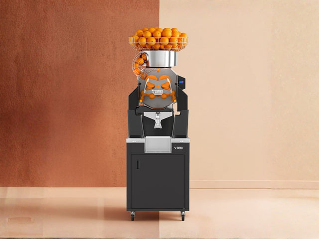 Zumex Speed S+Plus Self Service Orange Juicer Machine with Slim Black Podium 09962 — 40 Fruits/Minute